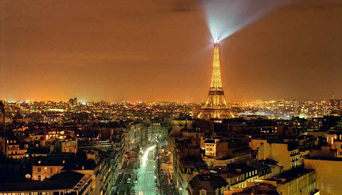巴黎，为什么叫“光之城”
